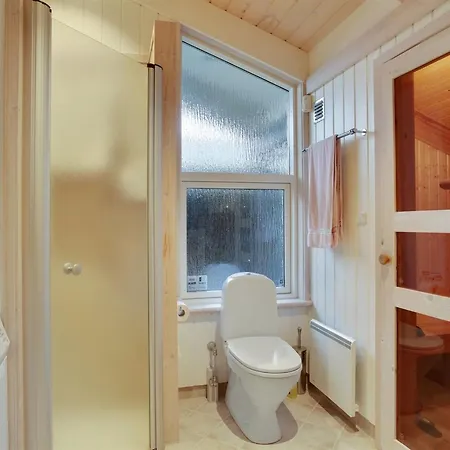 Lennja - 300m From The Sea By Interhome Saltum